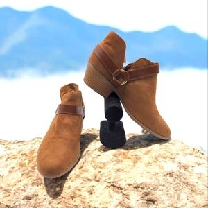 American Eagle Outfitters Women's Tan Ankle Boots Sz 12